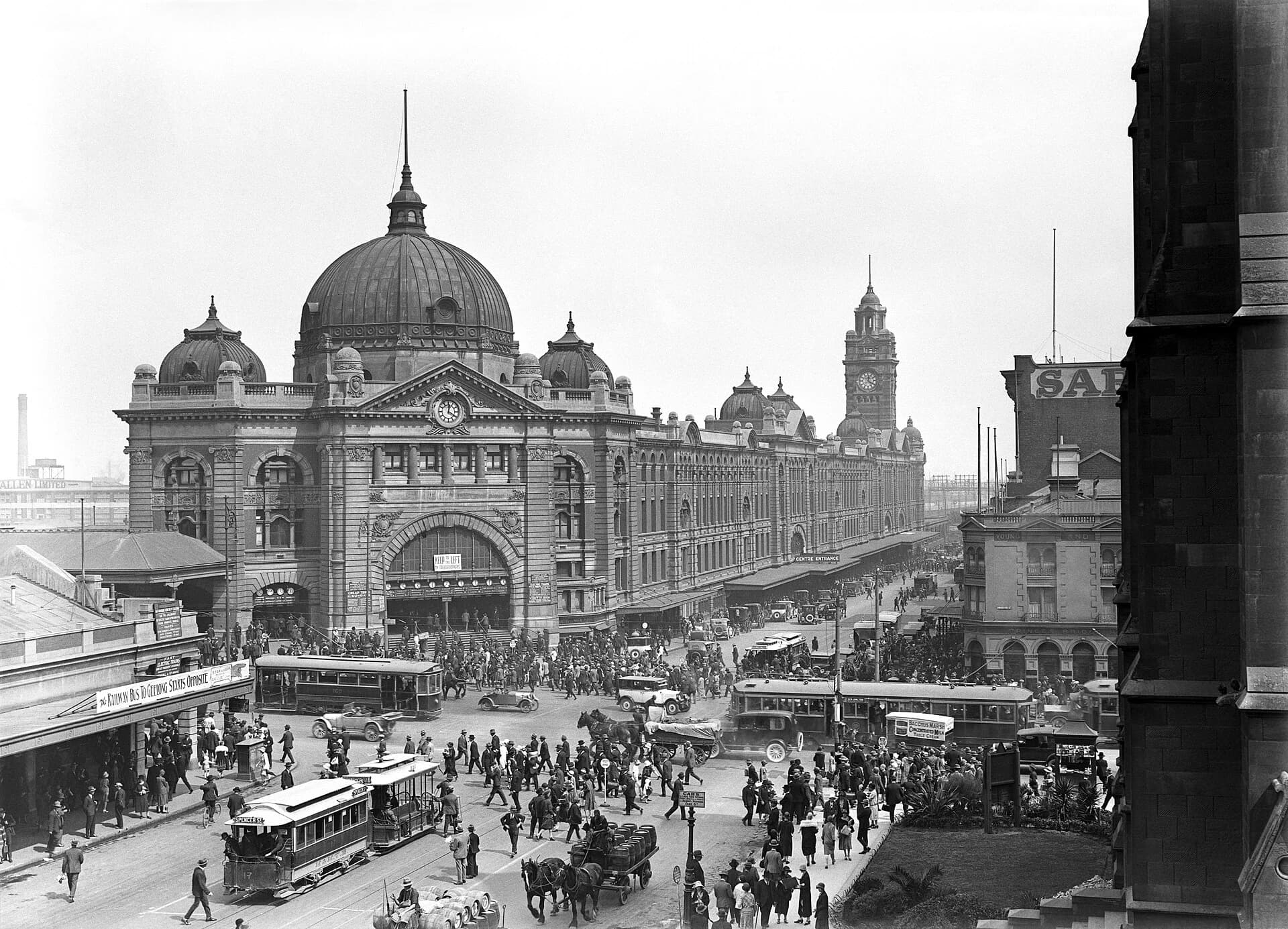Melbourne Tram Guide: myki Fares and the Free Tram Zone